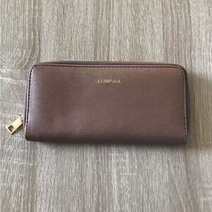 NWOT … ELIM & PAUL Spacious Wallet